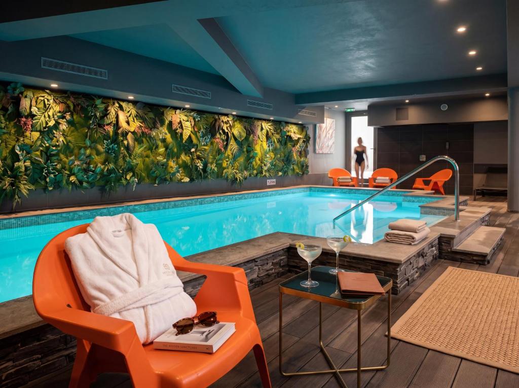 Hotel le Cinq Hyper - Centre