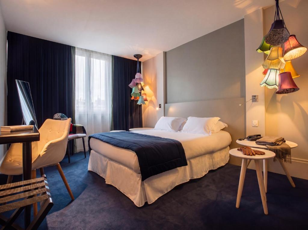 Hotel le Cinq Hyper - Centre