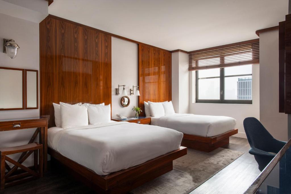 Hotel Hugo photo