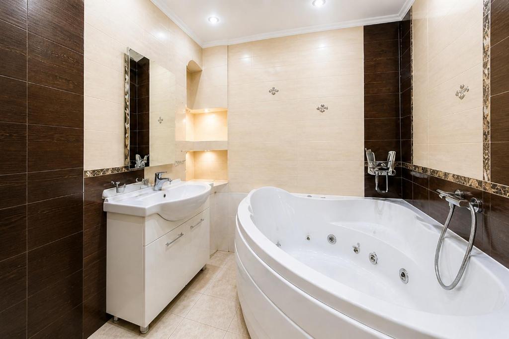 z DZhAKUZI v samomu tsentri TTs PASAZh Apartments photo 3