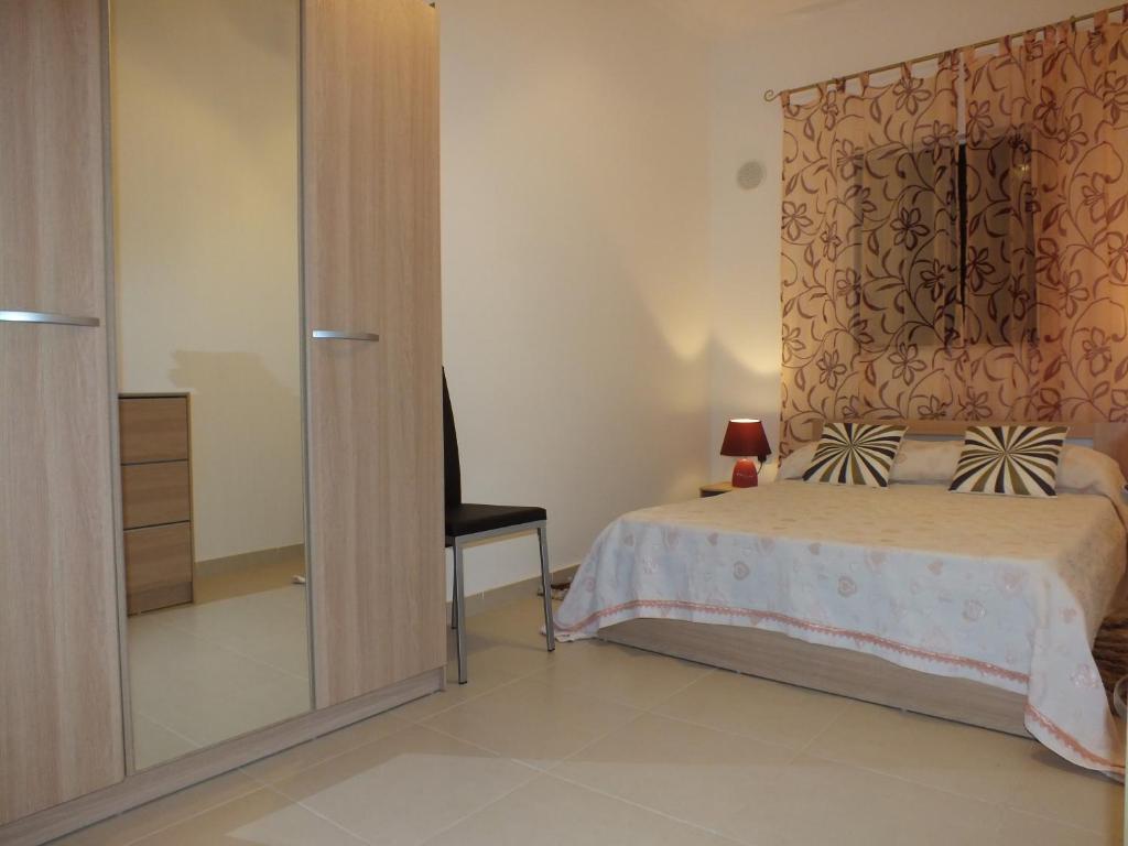 Postel nebo postele na pokoji v ubytování Marjanapartment