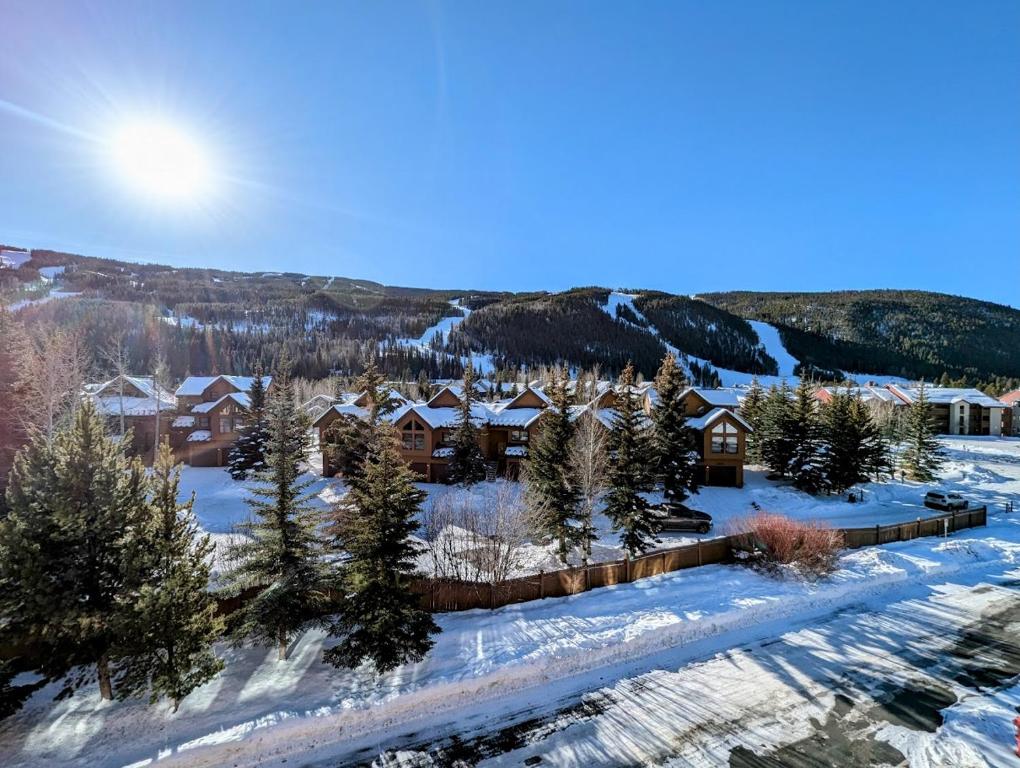an aerial view of a resort in the snow at Gateway Lodge 5099 by SummitCove Lodging in Colorado in Keystone