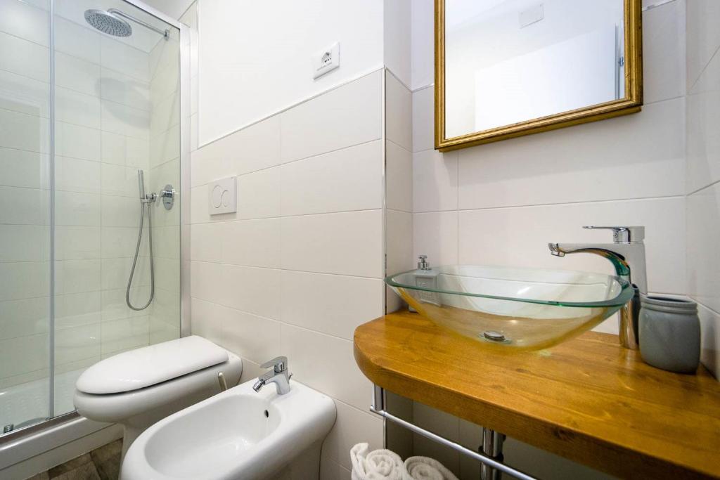 Koupelna v ubytování B&B I Portici Di Sottoripa
