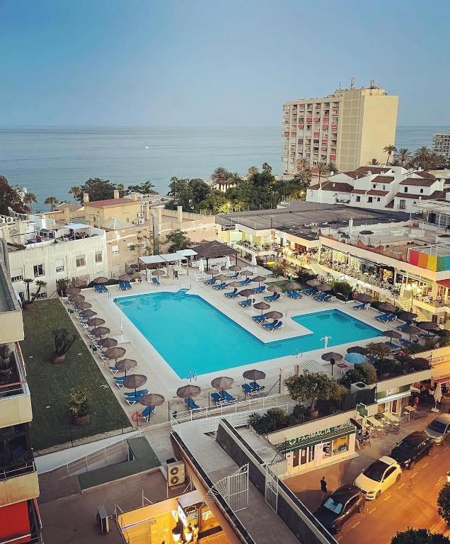 La Nogalera Ubicación top Piscinas Ocio Playa Bajondillo a 3 min
