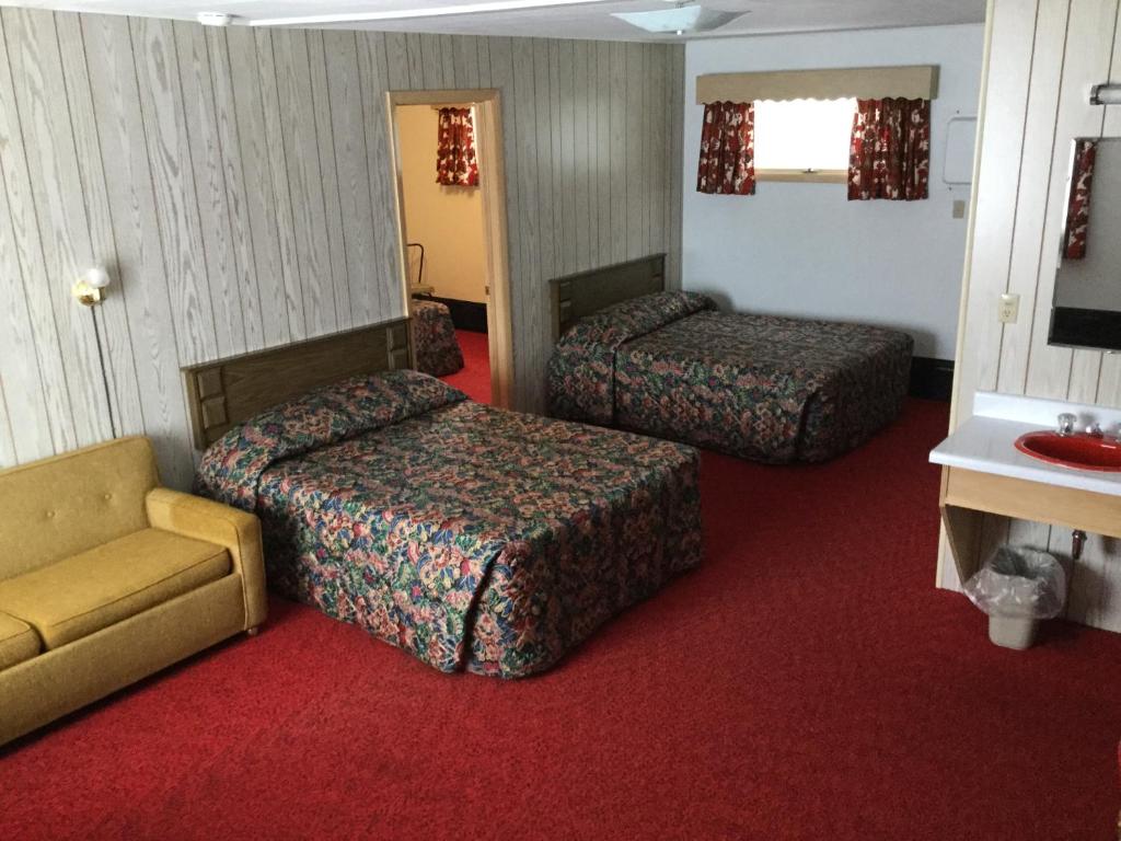 Posezení v ubytování Cedars Motel