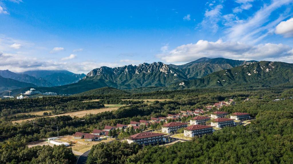 an aerial view of a resort in the mountains at Kensington Resort Seorak Valley in Sokcho