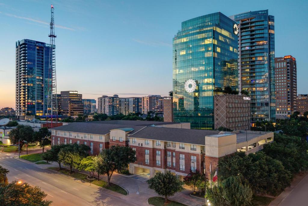 La mejor opción económica: Hyatt House Dallas Uptown