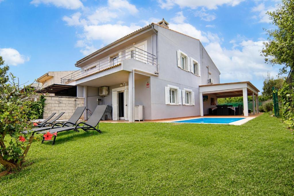 E437 Can Blau by Mallorca villa selection