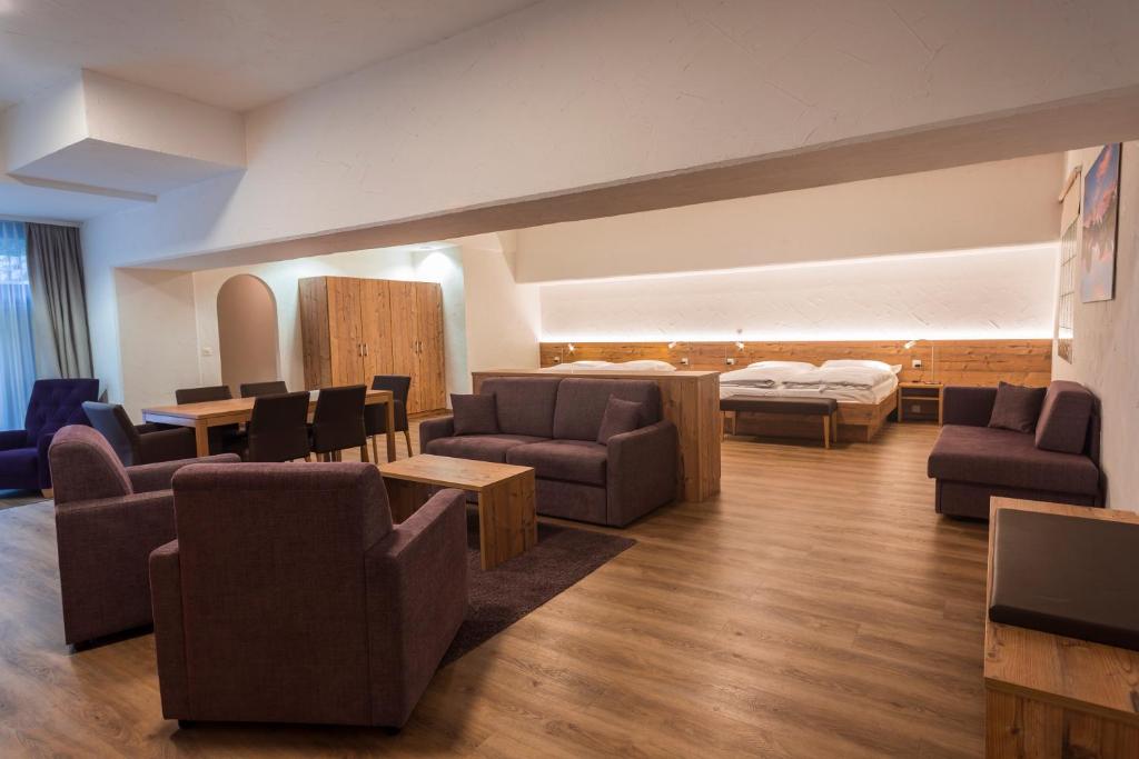 Zermatt Budget Rooms - Resim 20