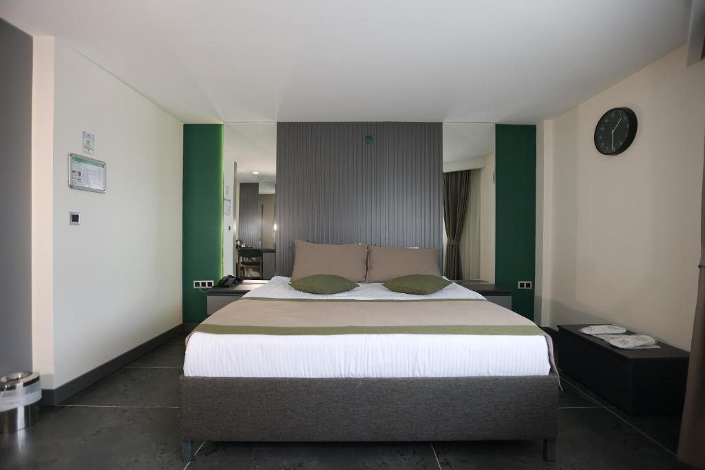 Ren Business Hotel - Suíte