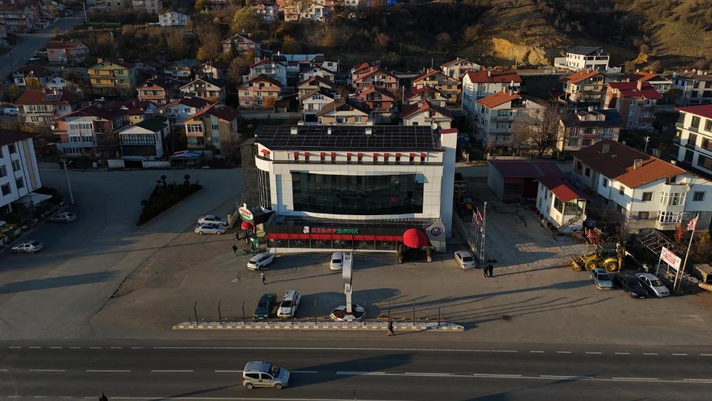 Ren Business Hotel