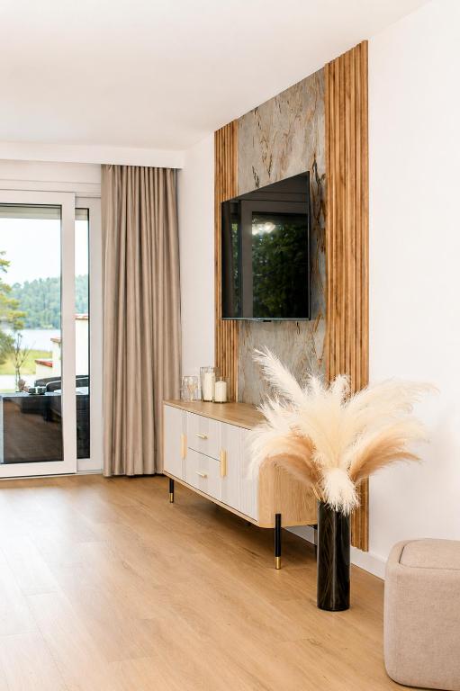 Ruciane Residence - Apartamento Con Vistas Al Lago