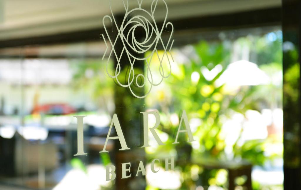  Iara Beach Hotel Boutique