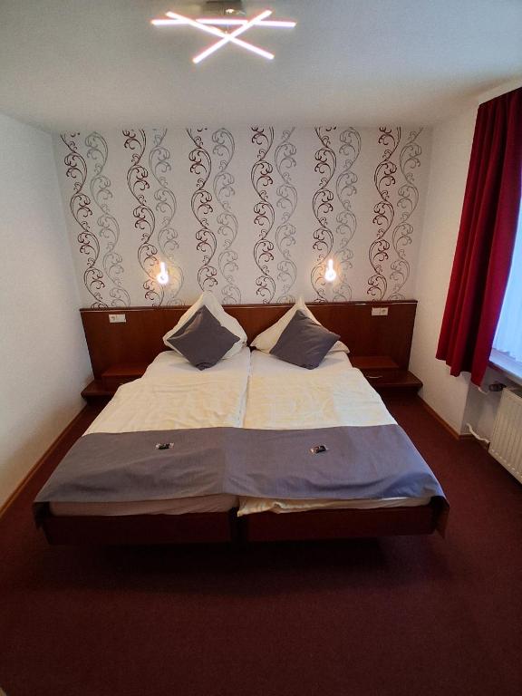 Hotel Weinhaus Am Stiftstor - Habitación Doble Pequeña