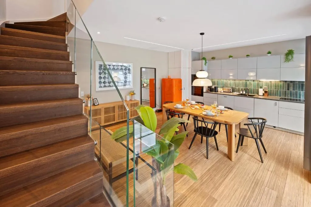 Large, comfortable and luxurious flat in Berlin Center, Prenzlauer Berg