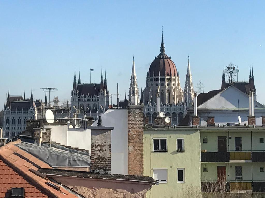 Výhľad na mesto Budapešť alebo výhľad na mesto priamo z apartmánu