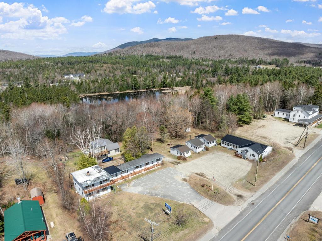 Highland House and Cottages - Housity