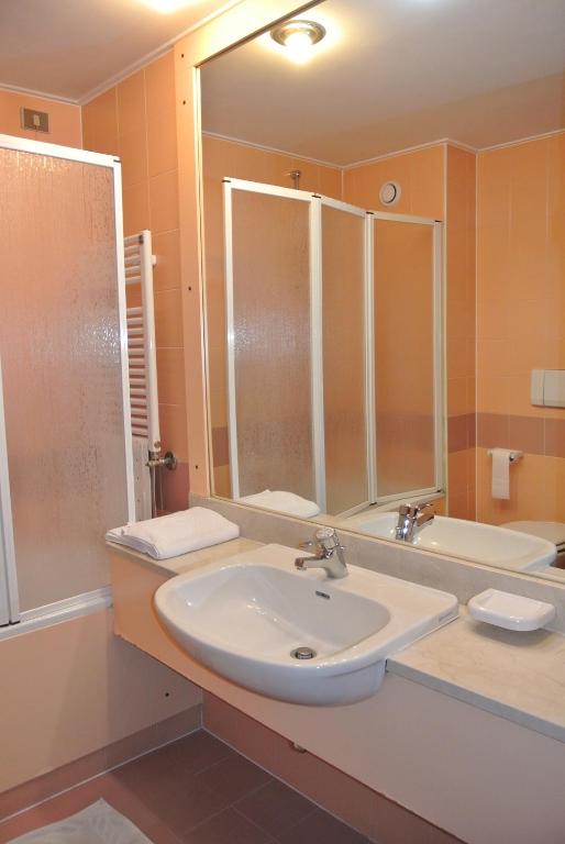 Koupelna v ubytování Modo Hotel