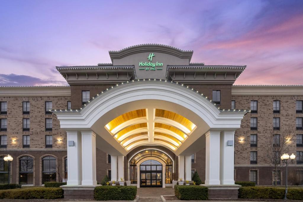 a rendering of the front of a hotel at Holiday Inn Midland by IHG in Midland