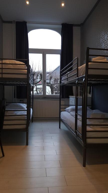 
Quadruple Room with Bunk Beds and Shared Bathroom
