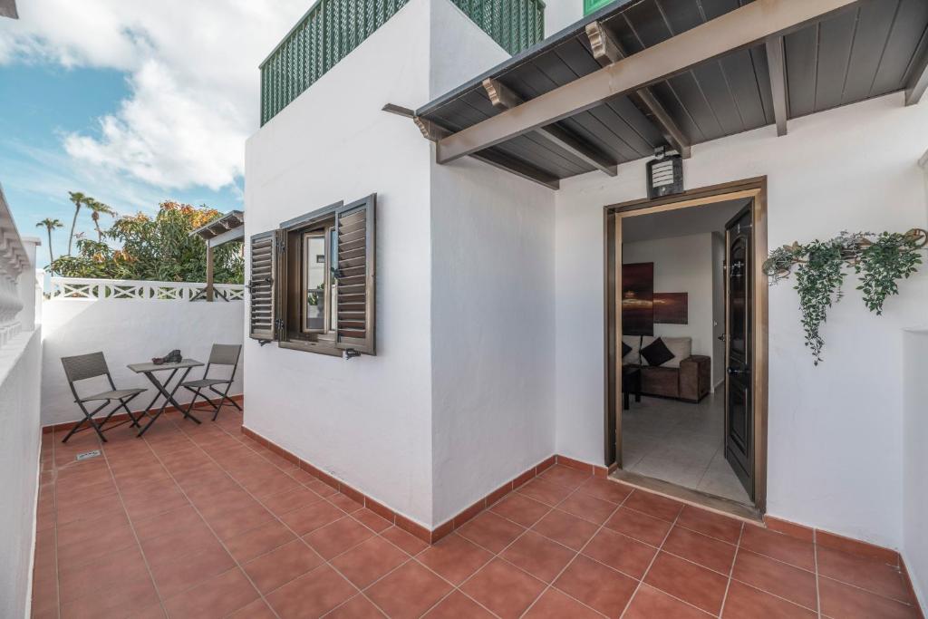 an image of a villa with a patio at Casa Emma in Playa Honda