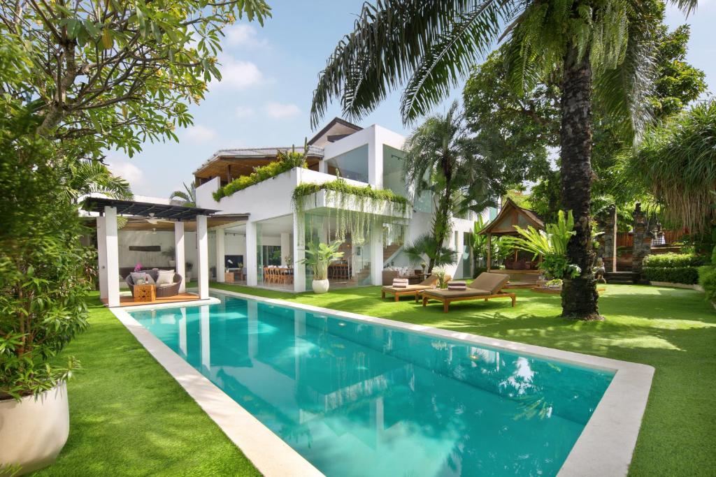 Vill Pool Huge Villa, 7 BEDR Pool Villa, Near Beach & Clubs, Canggu (updated ...