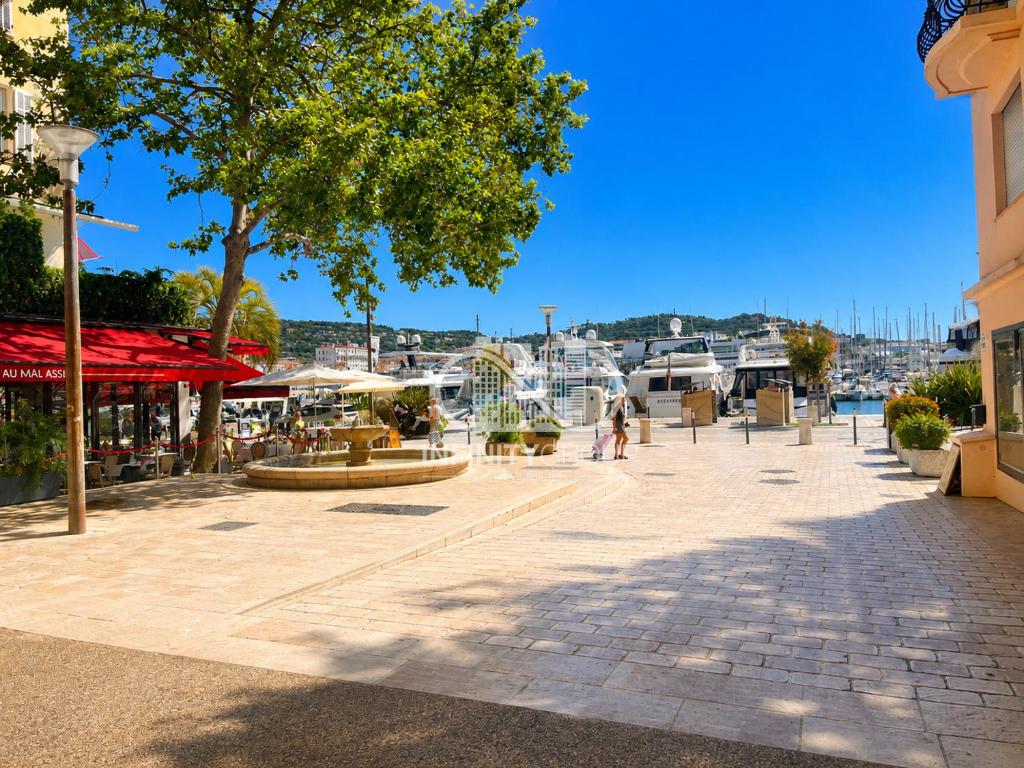 2 pièces Cannes centre plages et Palais à pied