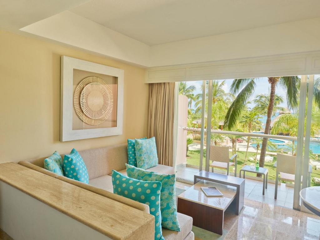 Grand Fiesta Americana Coral Beach Cancun - All Inclusive photo