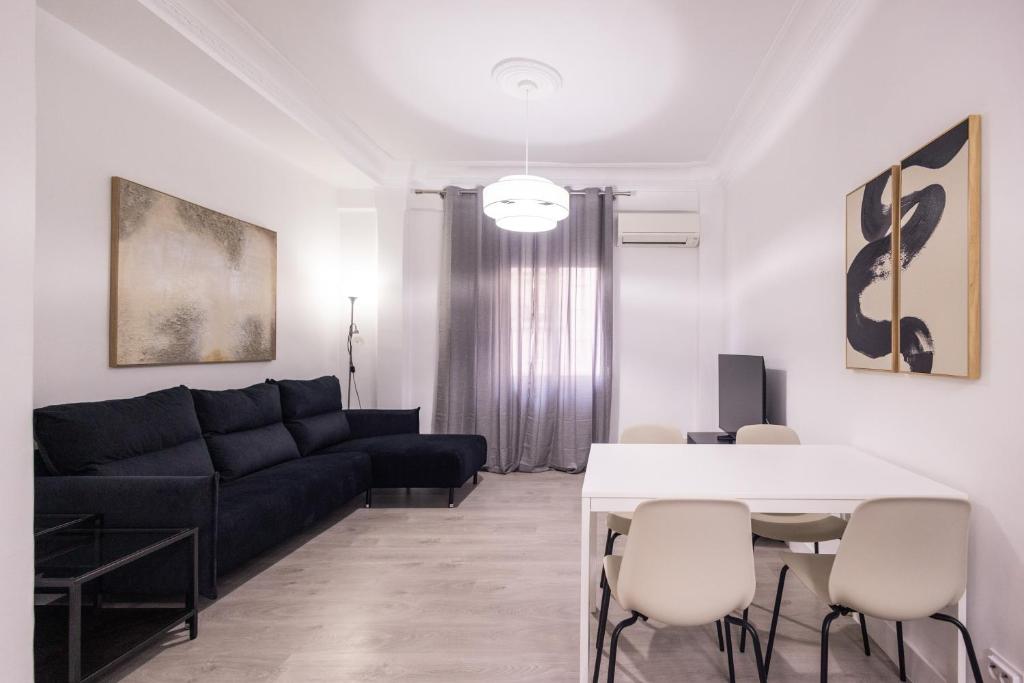 Capuz by Concept Flats