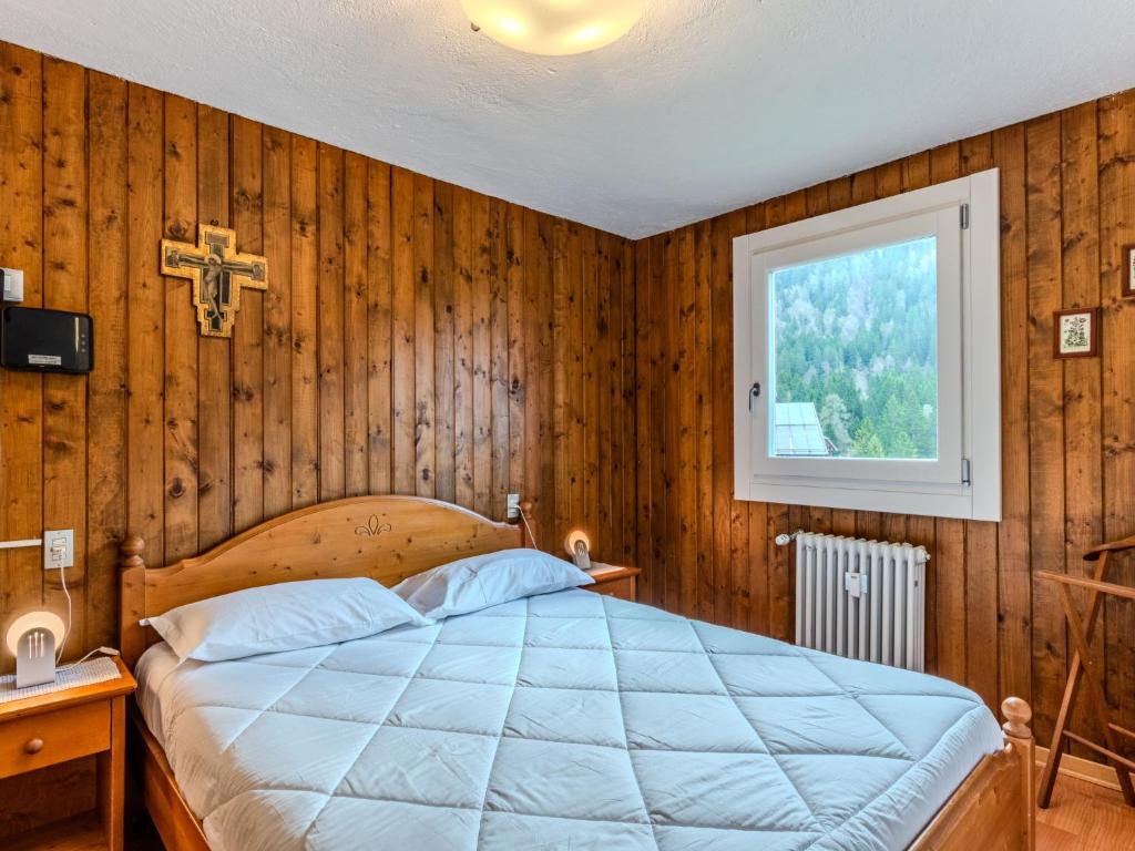 Apartment Fienili di Brenta 13 by Interhome, Madonna di Campiglio — foto della struttura 3