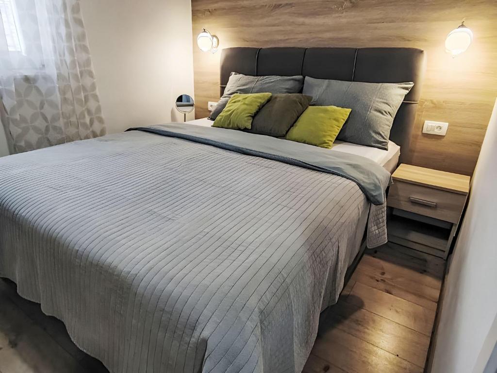 Apartment Wohnung in Vodice mit Grill by Interhome