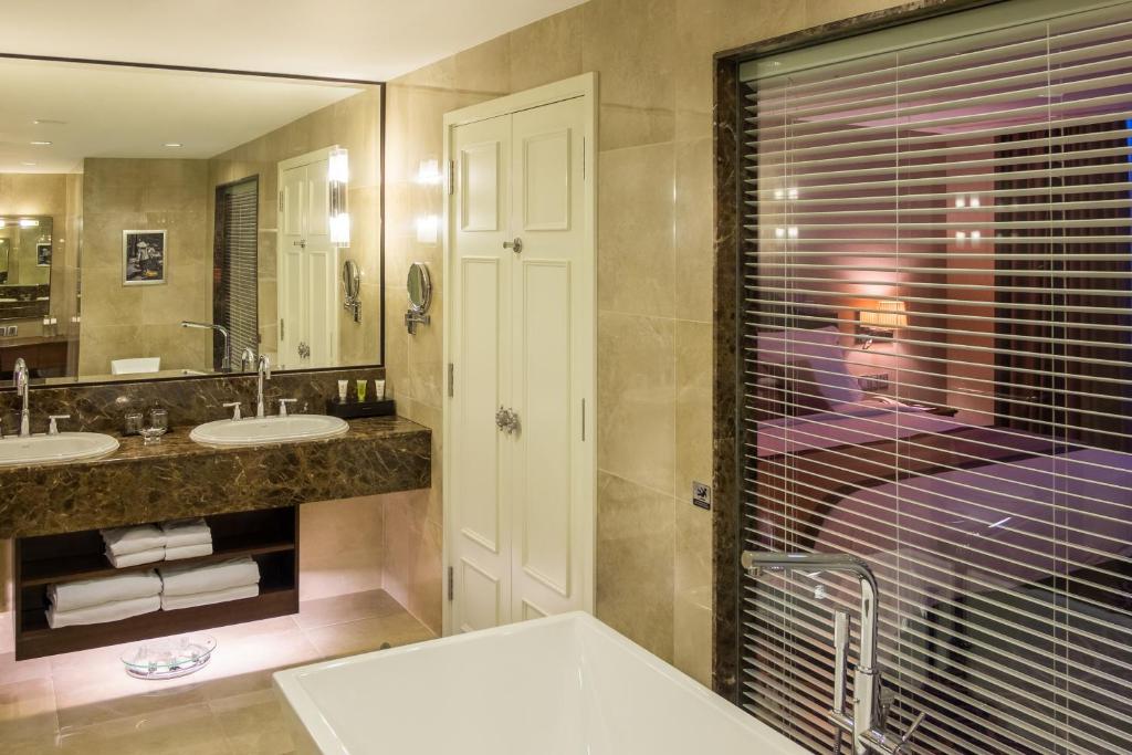 Suite Club Executive