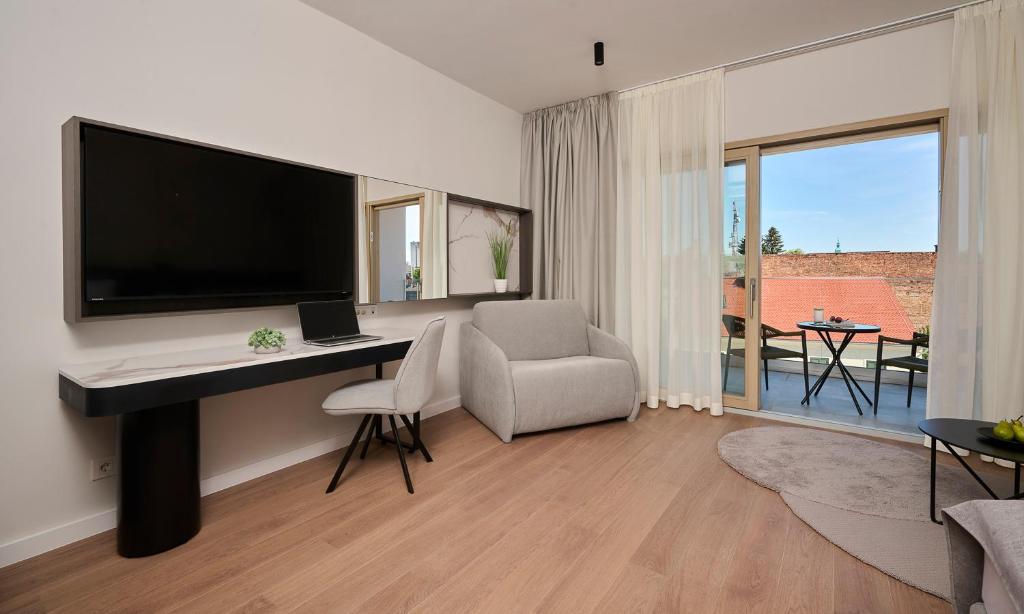 Aminess Florian & Godler Hotel - Deluxe Doppelzimmer Mit Balkon