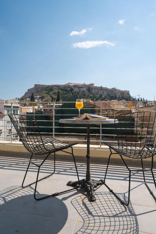 24K Athena Suites - 