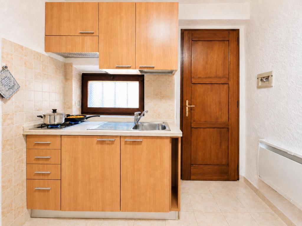 Baja Sardinia Casetta Belvedere 2 with Pool 100m from the Beach