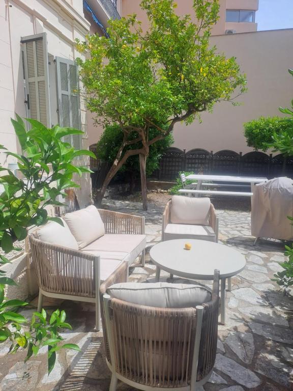 Un rez de jardin en plein centre