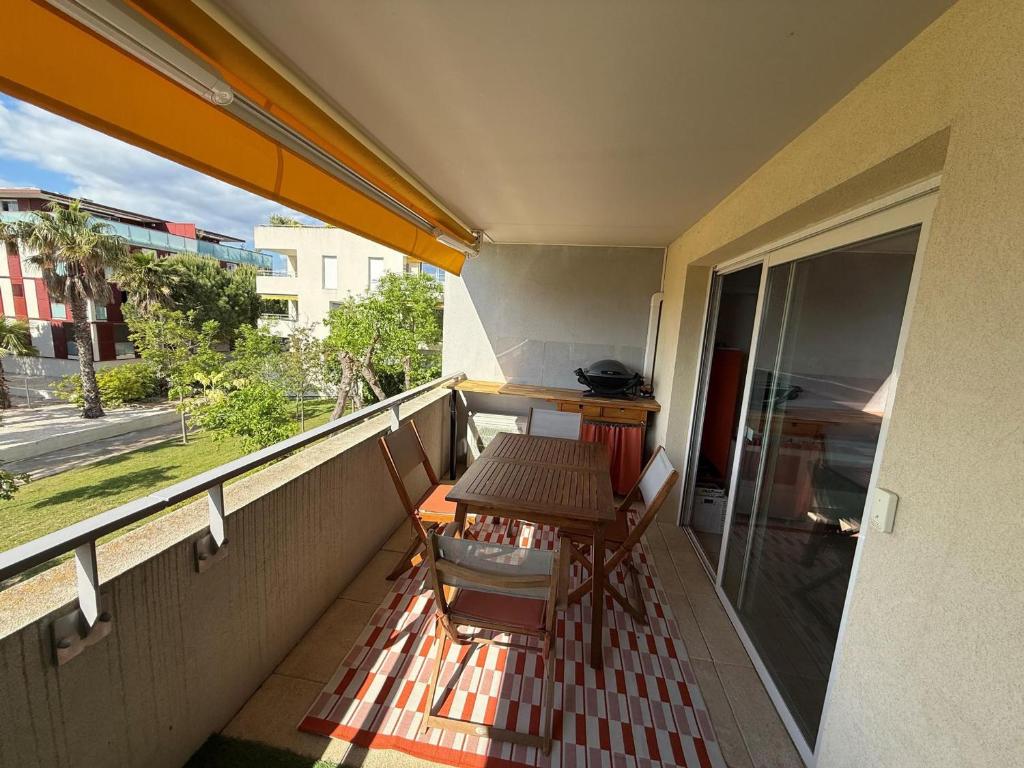 T2 Climatisé Sète Résidence avec Piscine - FR-1-472-210