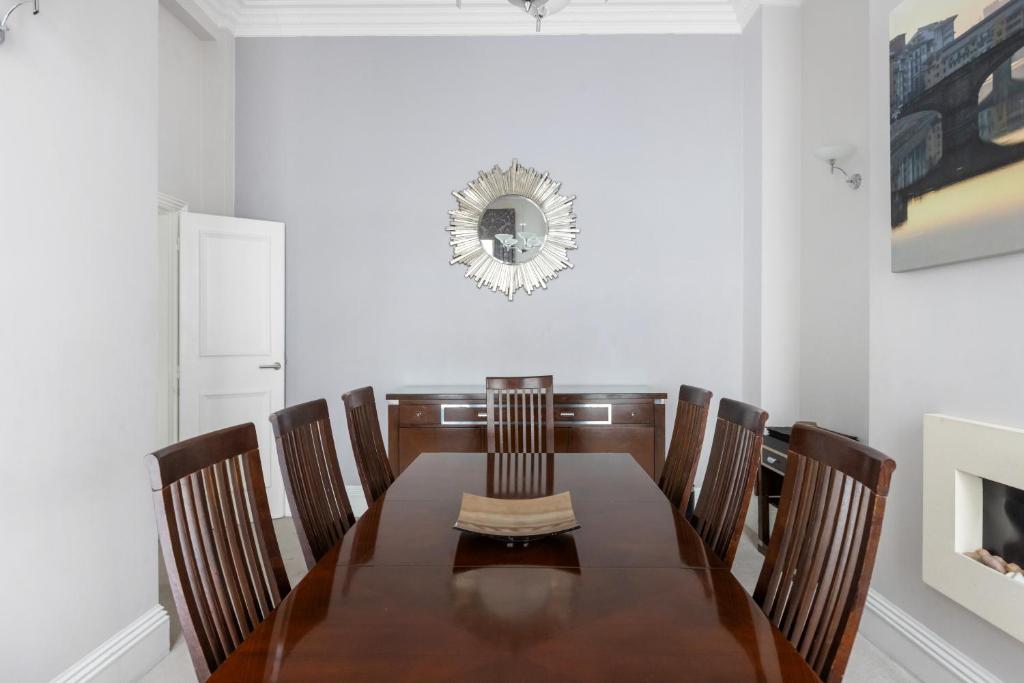 Beaufort House - Knightsbridge photo