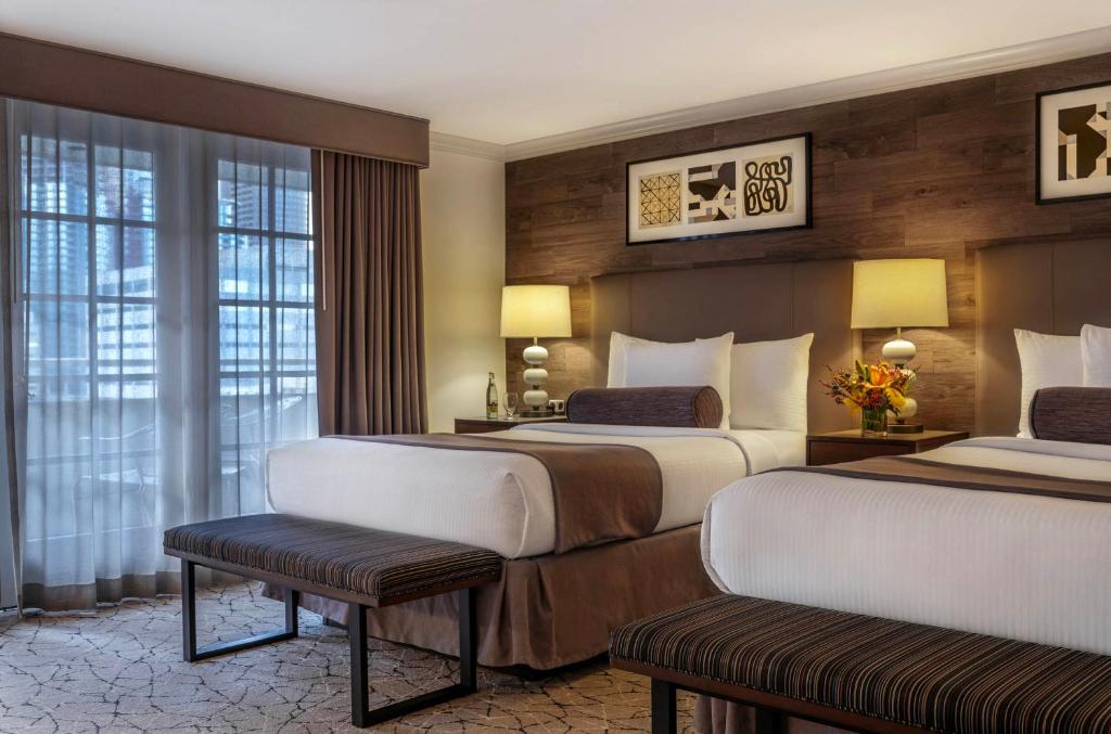 Warwick Denver - 