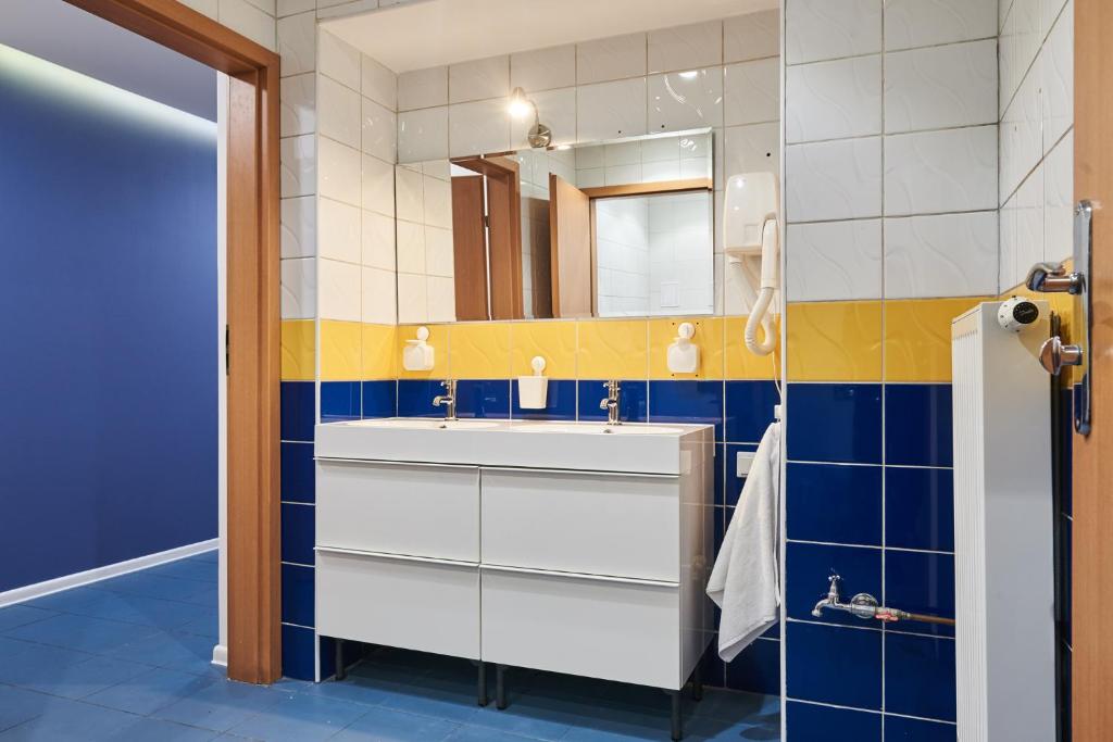 Good Times House - 13