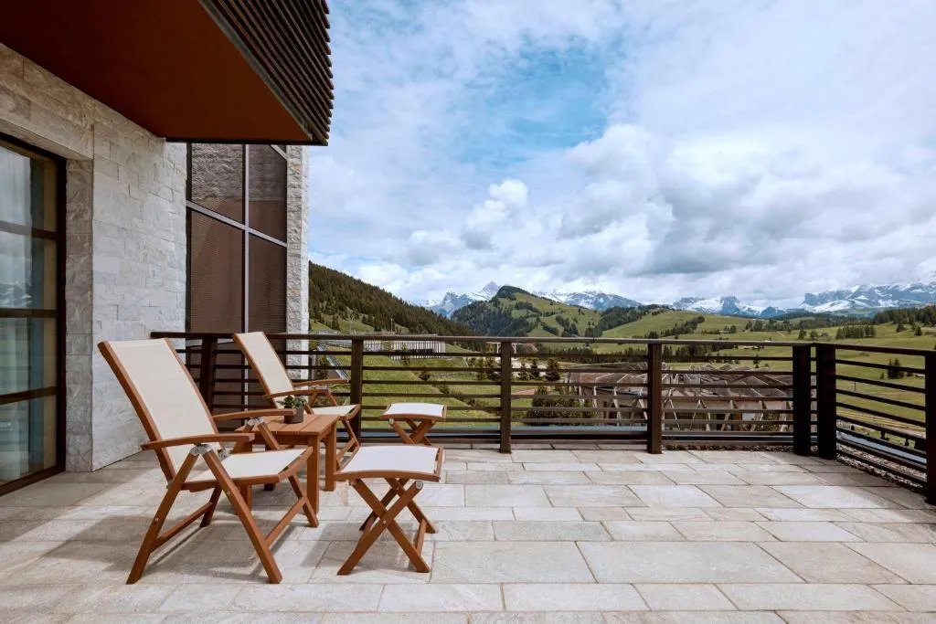 Superior Double or Twin Room with Terrace