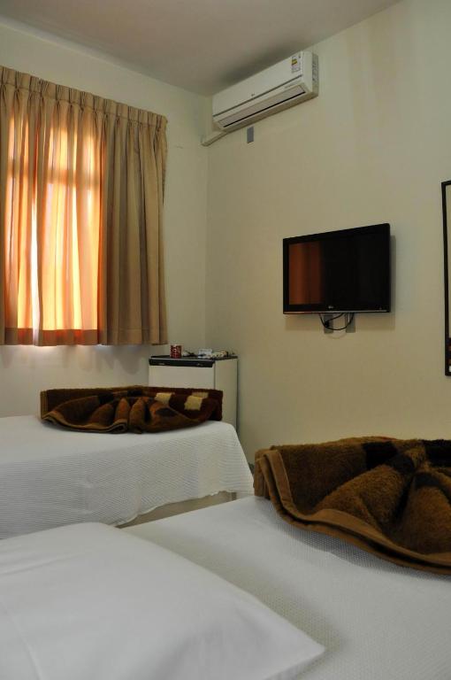  Imperial Hotel