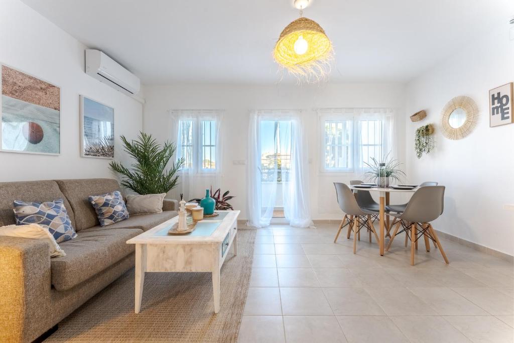 Regueral Beach Apartment