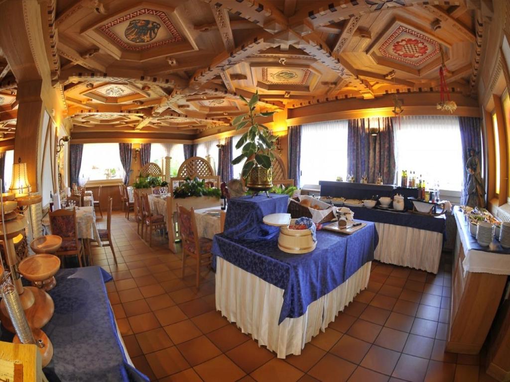 Restaurace v ubytování Hotel Villa Wilma