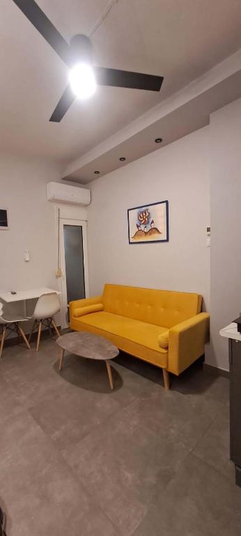 2Bees suites quite ground floor appartment 35sq in the heart of the city