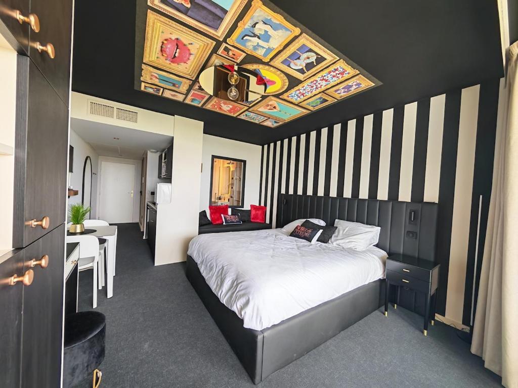 Vibes Extreme - Luxury Apartment