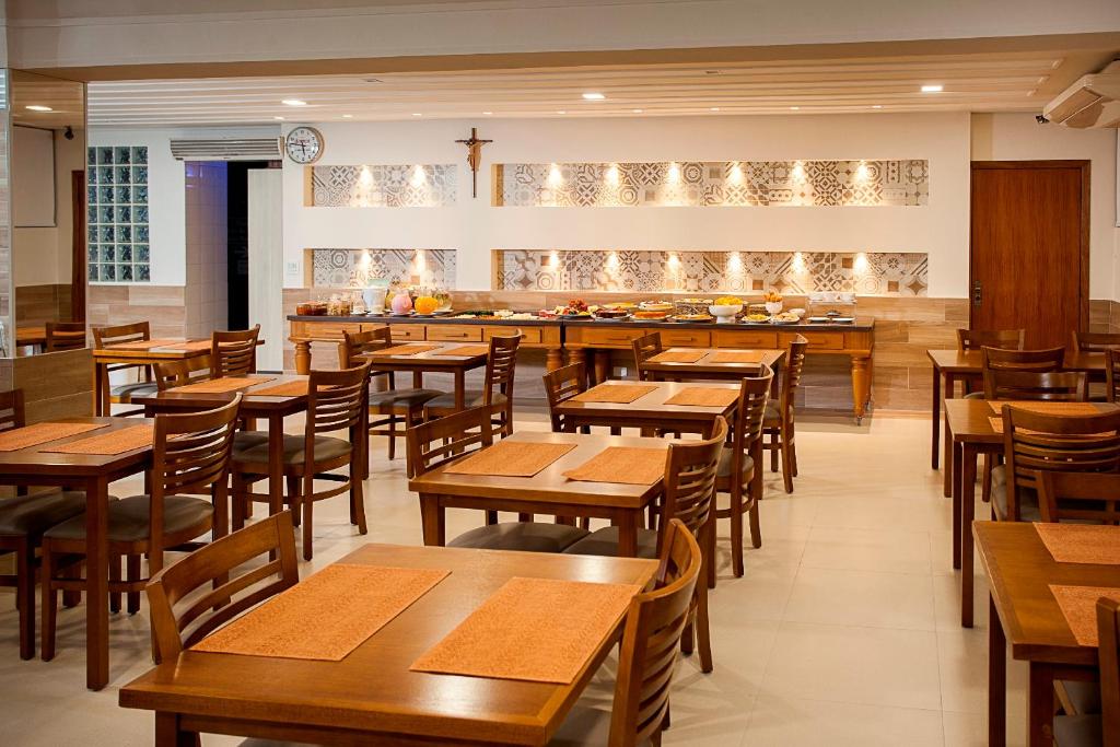  Alves Hotel