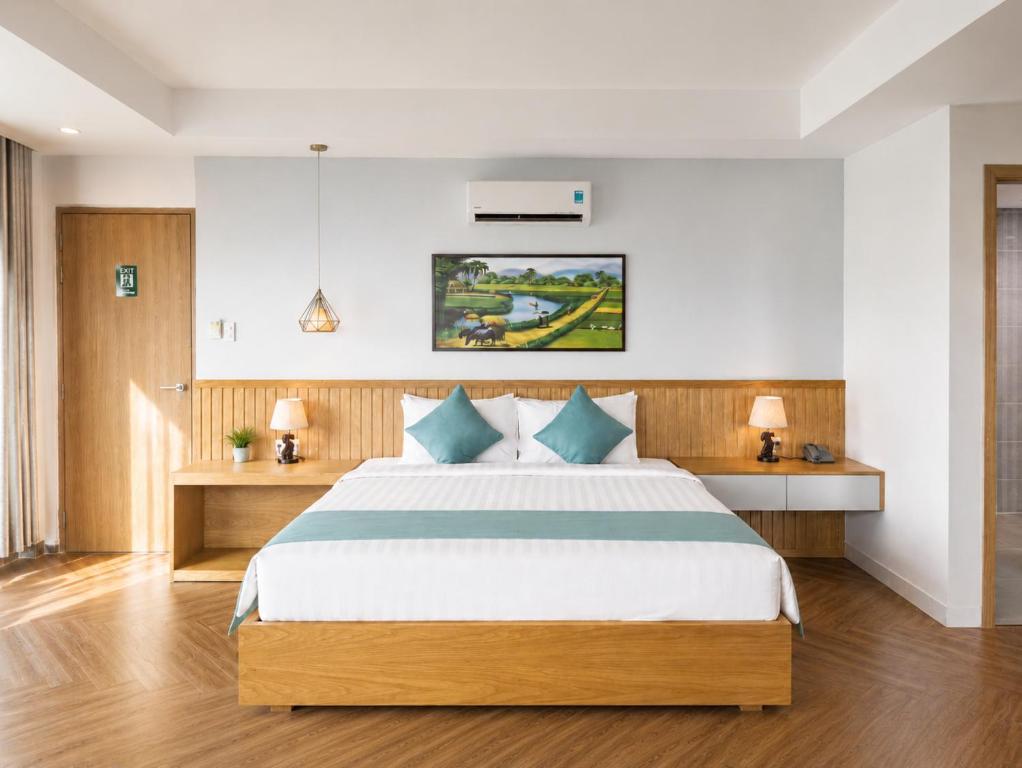 Happy Life Green Hotel - Panorama Suite With City View