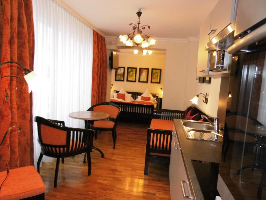 Aparthotel Guzulka & Restaurant - Resim 25