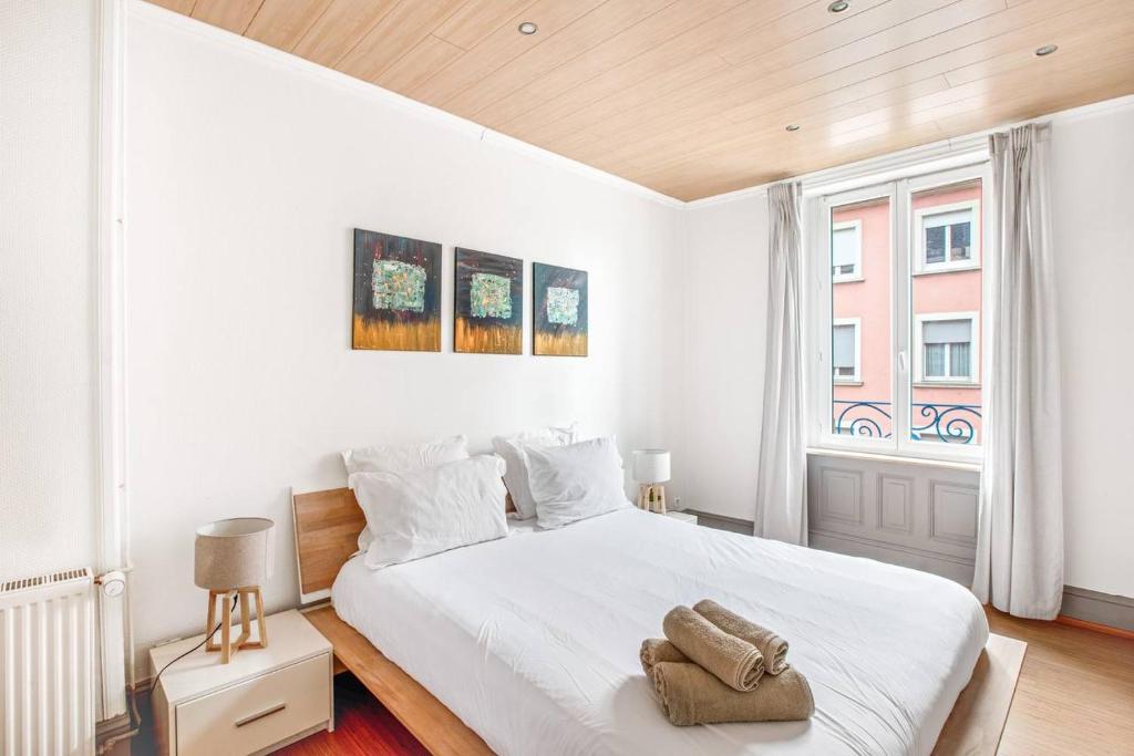 By FLB PROPERTY - La Maison Dorée – photo 14